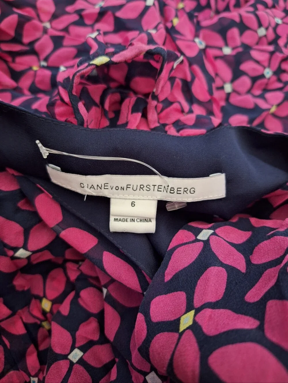 Diane Von Furstenberg Navy Silk Pink Floral Wrap V-Neck Half Sleeve Dress 6